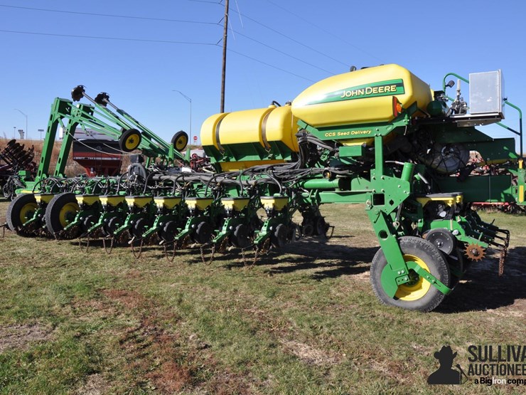 2014-john-deere-1770nt-ccs-image-3
