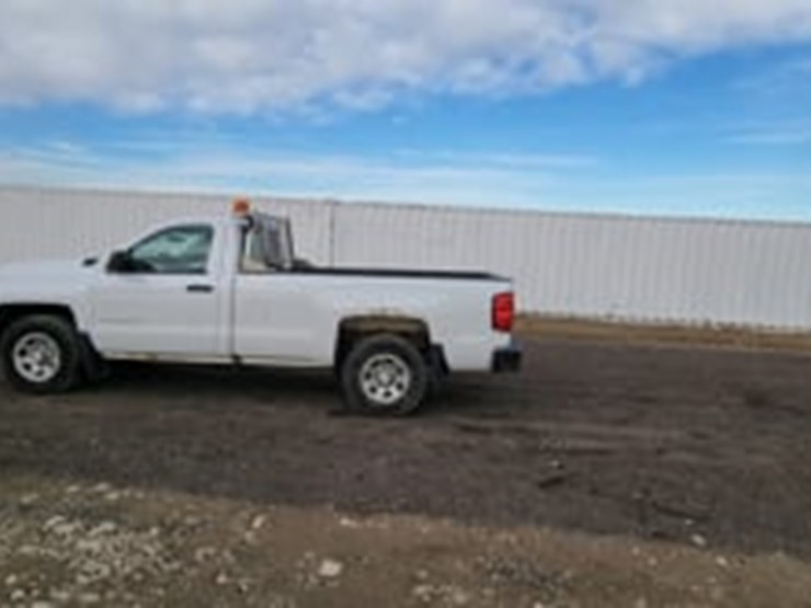 2016-chevrolet-silverado-1500-image-5