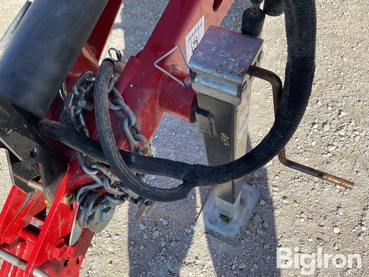 2021-new-holland-560-round-baler-image-12