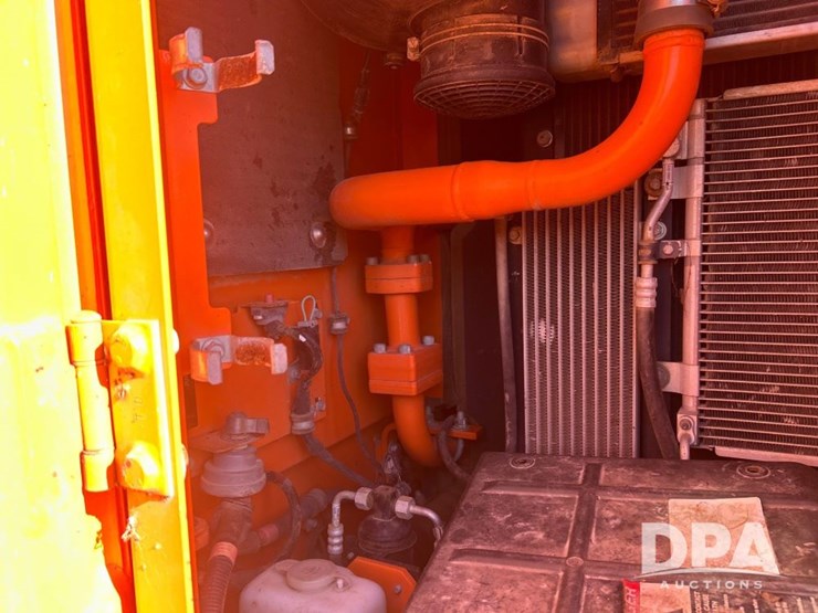 2014-doosan-dx235-lcr-image-66