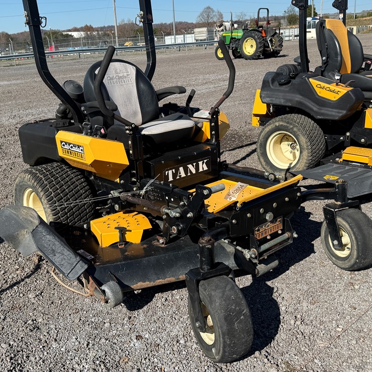 #80 • 2011 CUB CADET TANK ZERO TURN LAWN MOWER