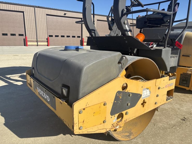 #1341-•-2013-volvo-dd110-roller-image-8