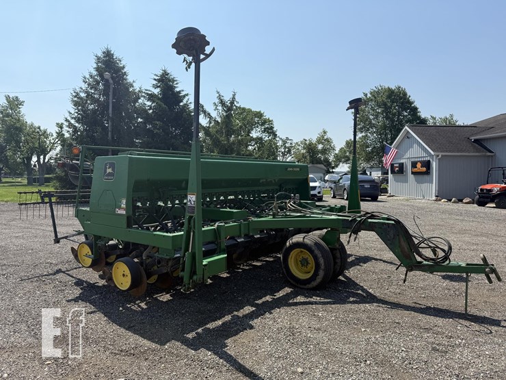 1993-john-deere-750-image-7