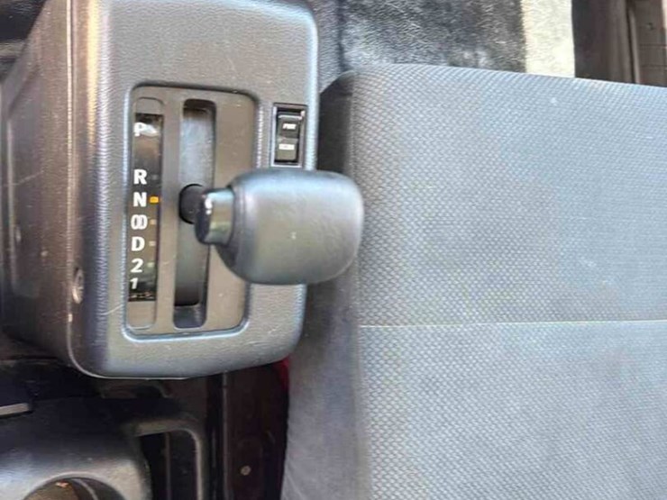 2018-hino-conventional-type-truck-image-16