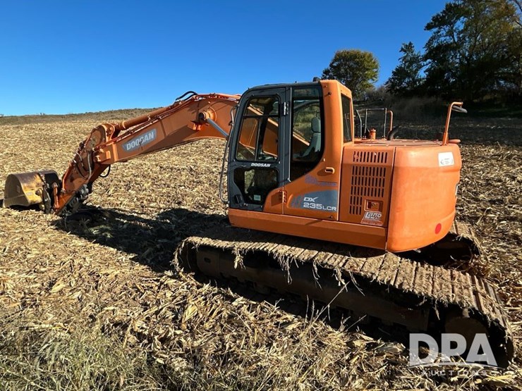 2014-doosan-dx235-lcr-image-16