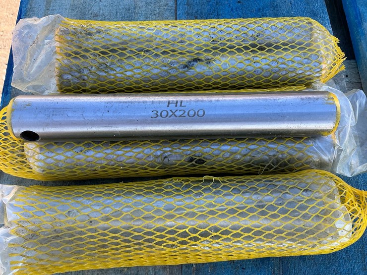 #5066-•-unused-2025-landhero-30-mm-x-200-mm-universal-bucket-pin-image-2
