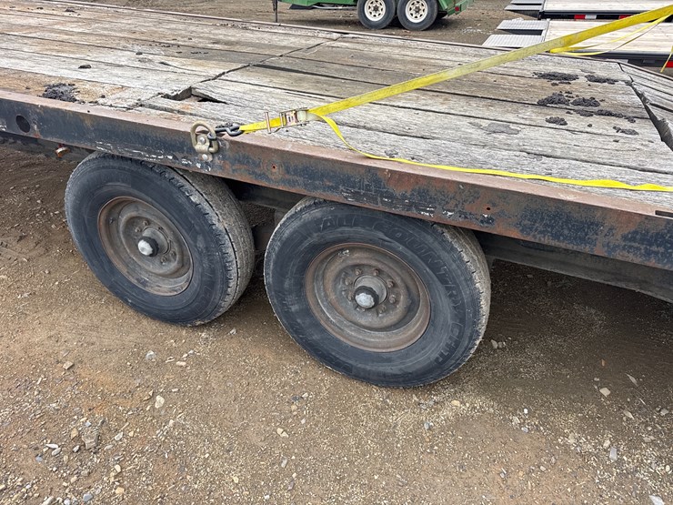 #1308-•-14,000-pound-tandem-axle-hirst-trailer-image-5
