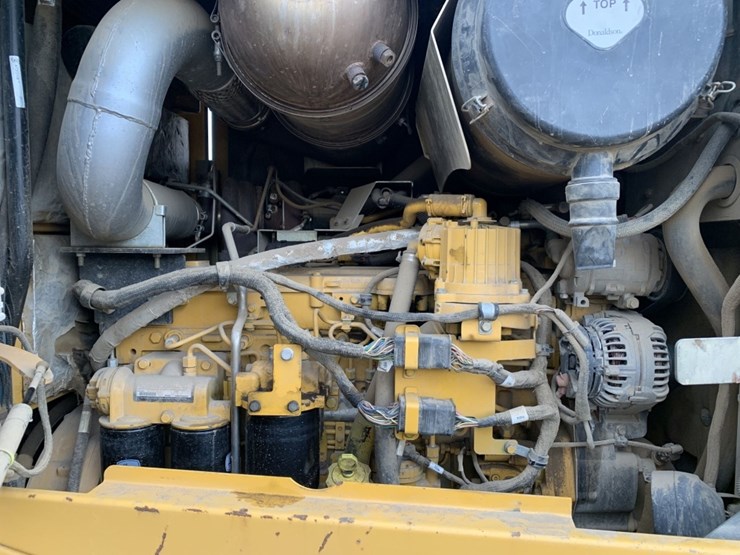 2012-deere-644k-image-8