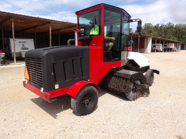 #27065-•-2019-laymor-sm-450t-sweeper-/-broom-image-3