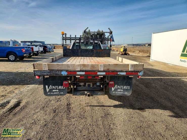 2013-chevrolet-silverado-3500hd-image-20