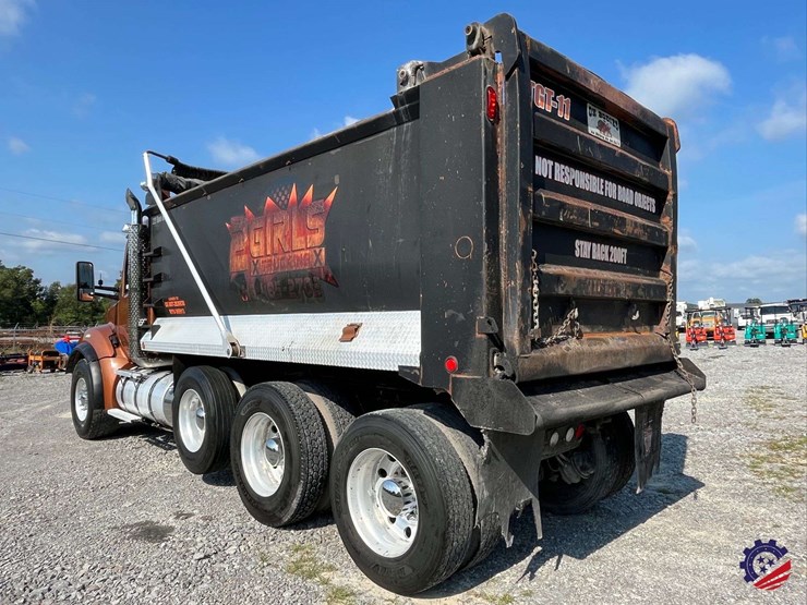 2016-kenworth-t880-image-32