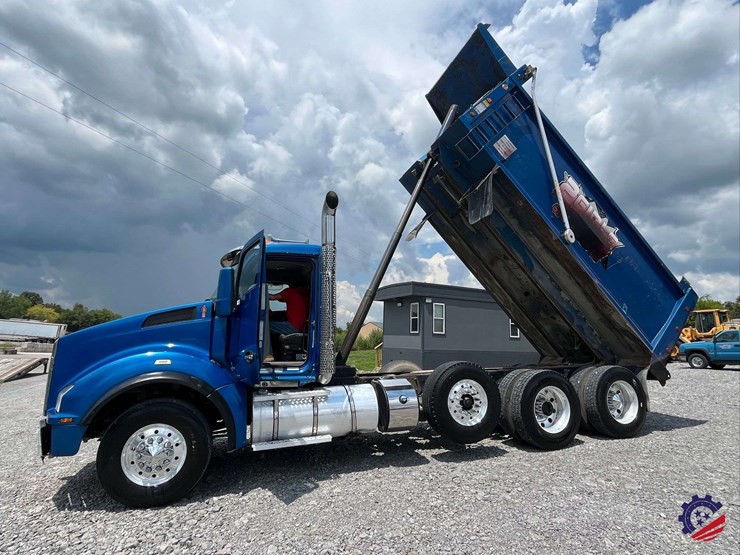 2016-kenworth-t880-image-83