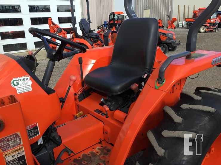 2004-kubota-l3400-image-16