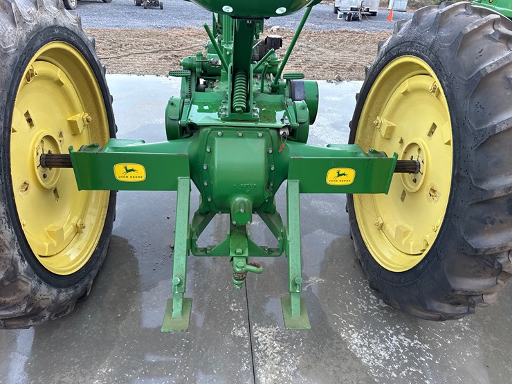 john-deere-model-b-image-9