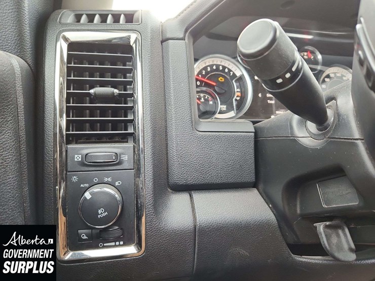 2017-dodge-1500-image-20