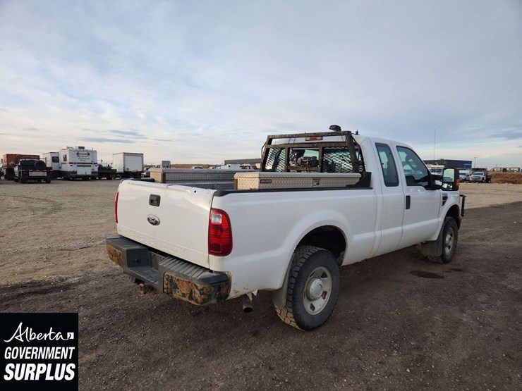 2009-ford-f250-image-4