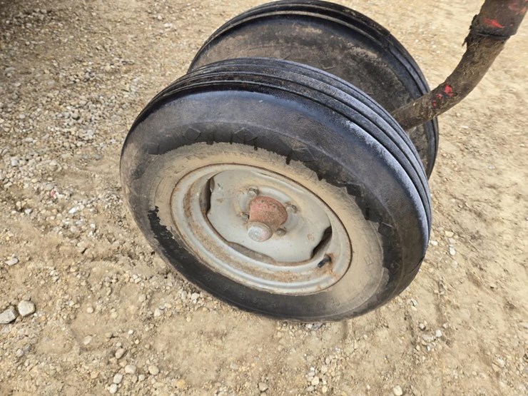 massey-ferguson-785-image-12