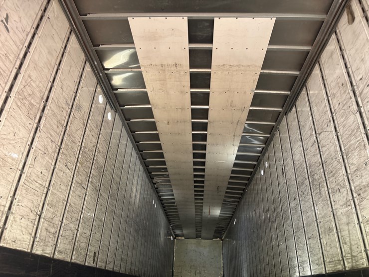 #16203-•-2014-hyundai-van-image-6