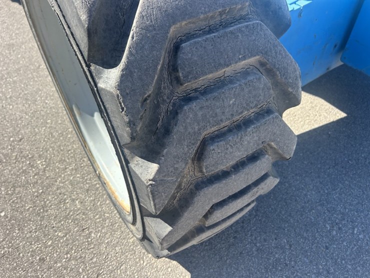 2008-genie-s60-image-39