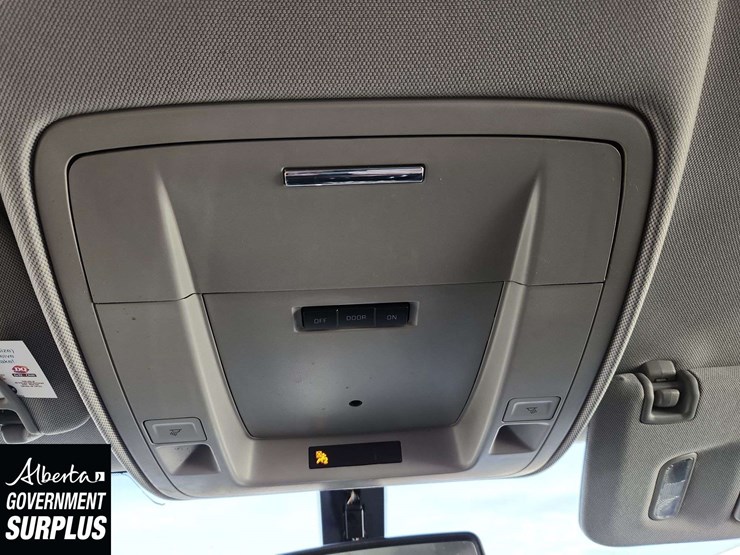 2015-chevrolet-silverado-1500-image-19