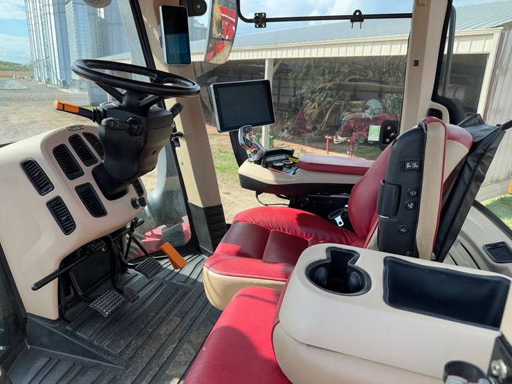 2023-case-ih-540-image-37