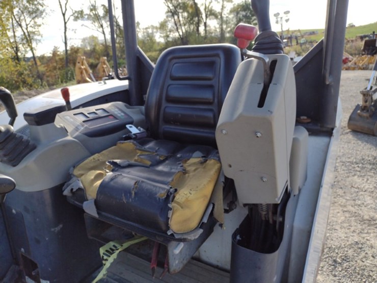 bobcat-329g-image-12