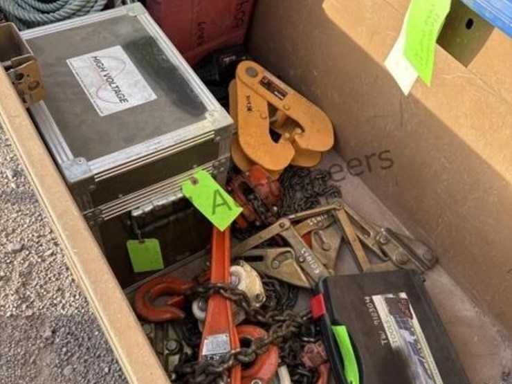 knaack-model-89-jobsite-toolbox-with-assorted-image-7