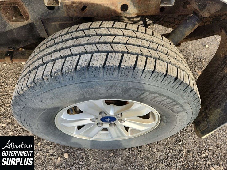 2018-ford-6.5-ft-image-31