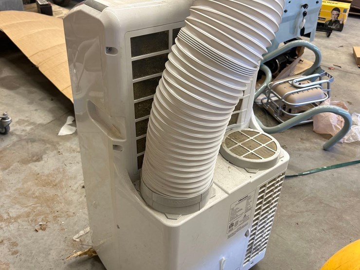 hisense-portable-a/c-image-3