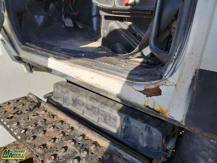 international-durastar-4300-image-36