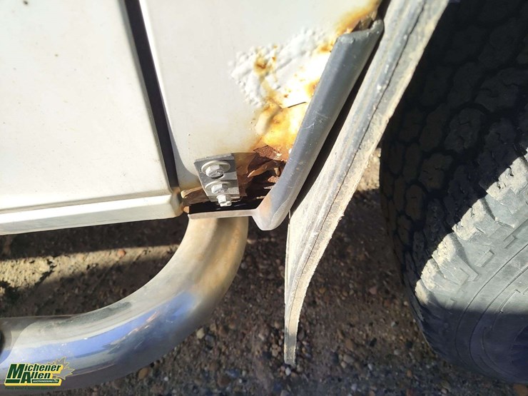 2011-dodge-2500-image-33