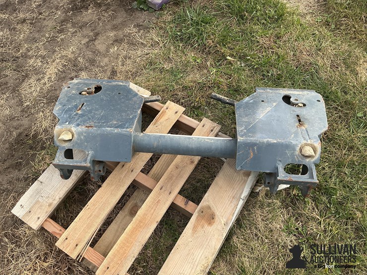 skid-steer-attachment-plate-image-7