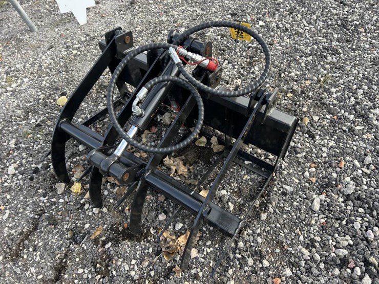 #2720-•-*unused*-mini-skid-steer-grapple-bucket-image-1