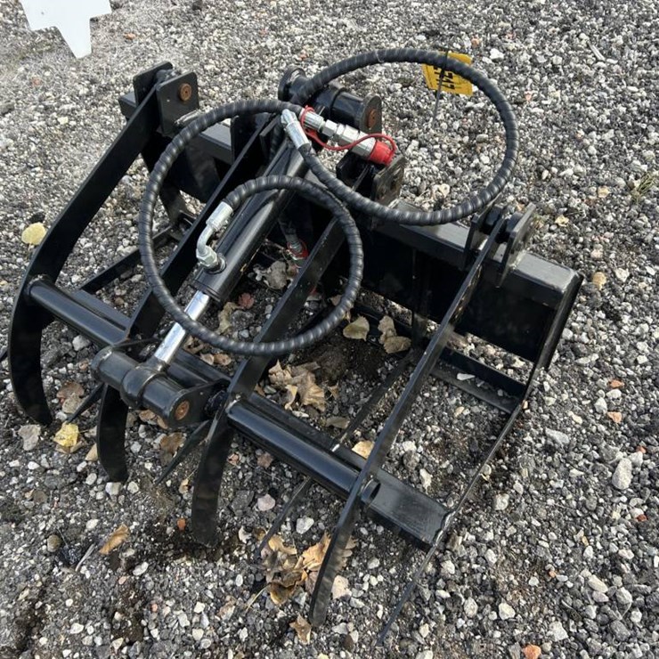 #2720 • *UNUSED* MINI SKID STEER GRAPPLE BUCKET