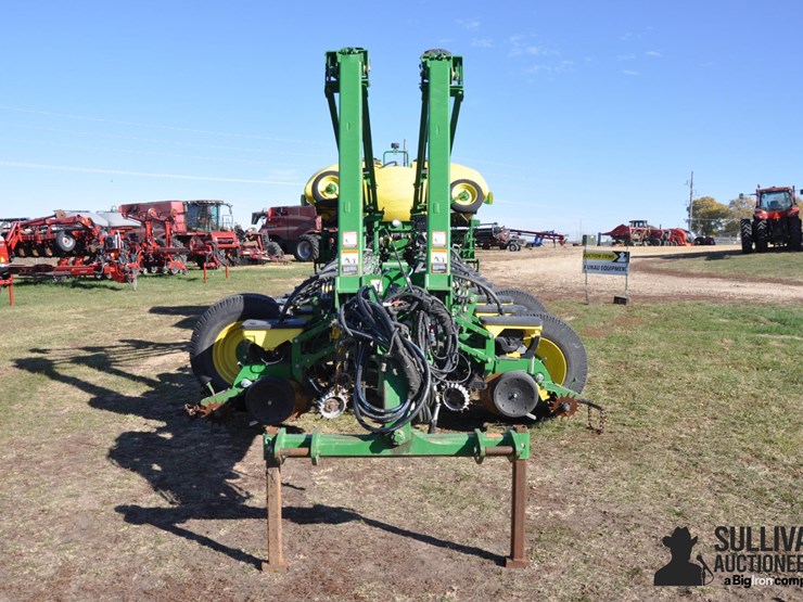 2014-john-deere-1770nt-ccs-image-8