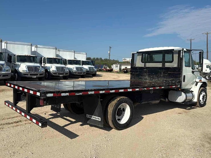 2015-international-flatbed-image-9