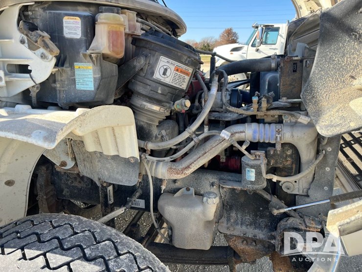 2016-freightliner-petroleum-truck-(jn3388,-unit-2374)-image-67