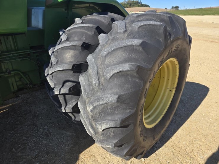 john-deere-8630-image-6