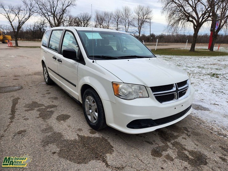 2013-dodge-grand-caravan-se-image-4