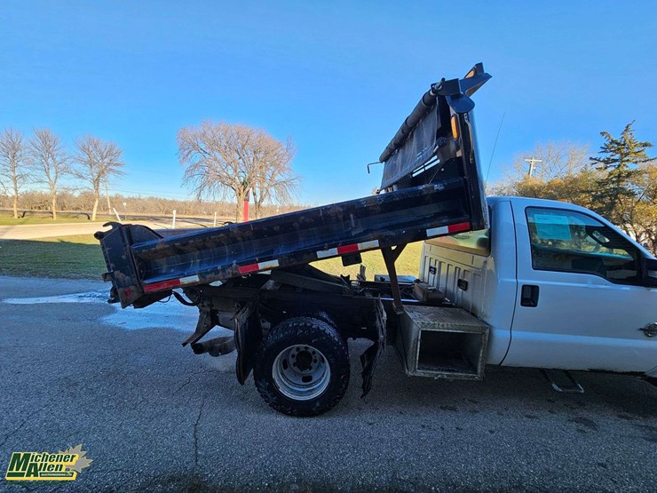 2011-ford-f350-image-9