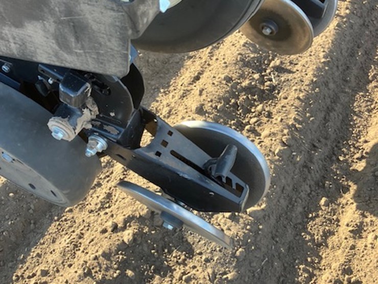 2019-kinze-3140-image-81