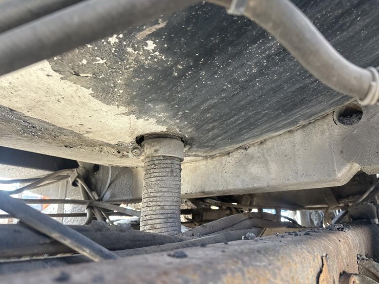 2009-international-7400-image-54