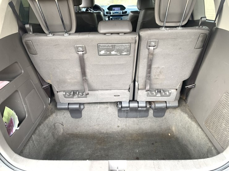 2012-honda-odyssey-exl-image-11