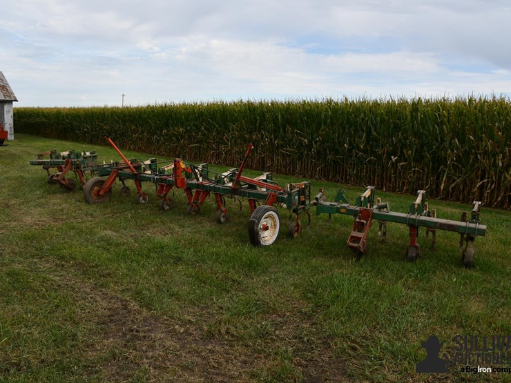 12r30-cultivator-image-1