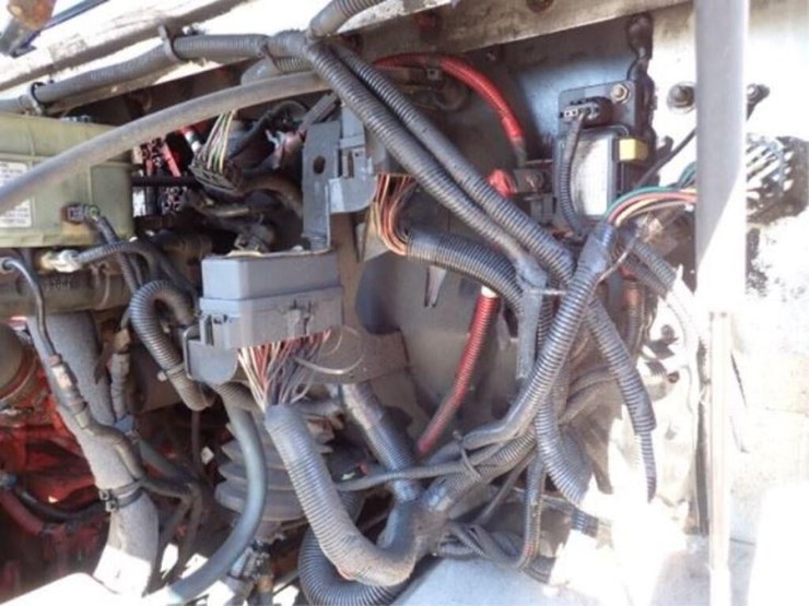 2015-freightliner-mt55-image-67