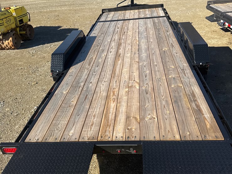 #1211-•-new-20’-delta-tiletrailer,-4’-stationary,-16’-tilt,-14,000lbs,-tandem-axle,-electric-brakes-on-both-axles,-led-lights,-236/80r-16-tires,-2-5/16”-ball-image-6