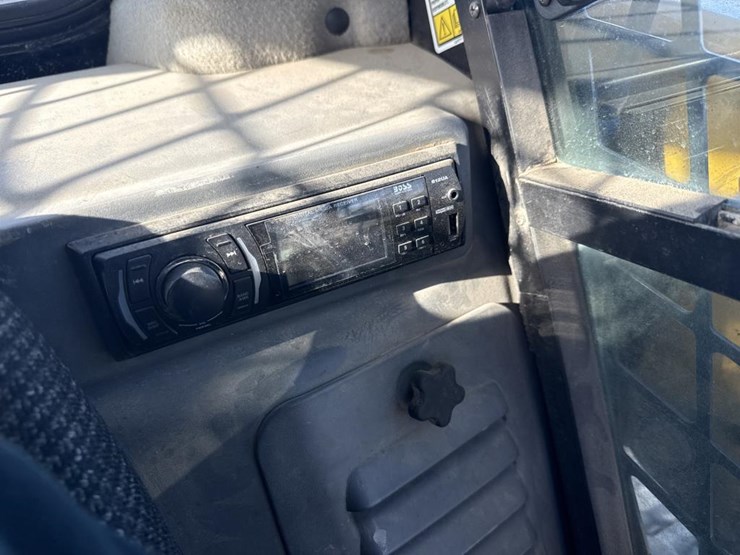 2017-caterpillar-289d-image-44