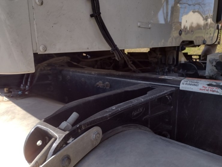 21-peterbilt-water-truck^title^-(qea-4053)-image-36