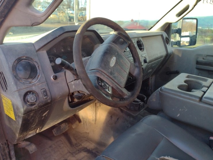 13-ford-truck^title^-(qea-4037)-image-10