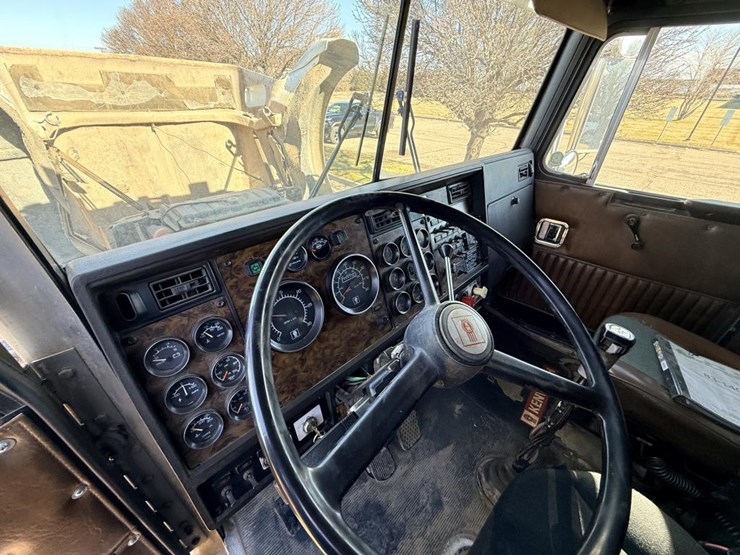 1995-caterpillar-3406c-image-44